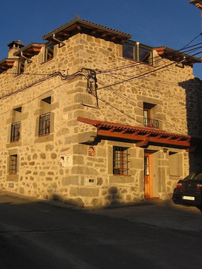 Casa Rural Tio Carlillos Hoyos del Espino Exterior photo